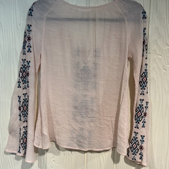 BLU Pepper Boho Embroidered Top tie at neck size small - Picture 4 of 8